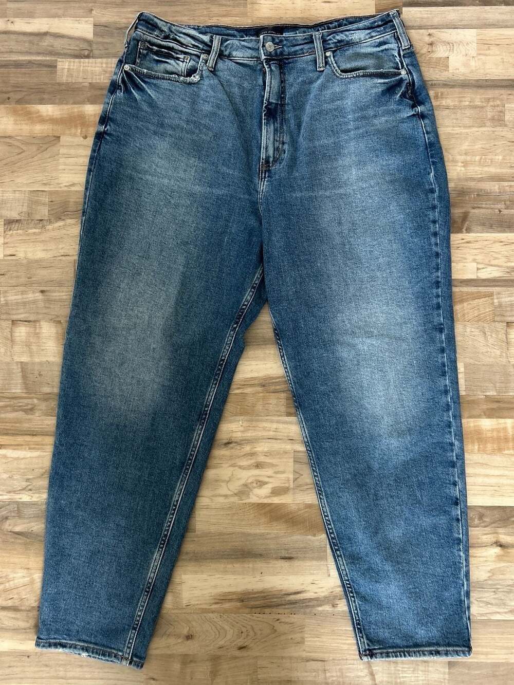 Silver Jeans Co. Mom Jean Size 16/29